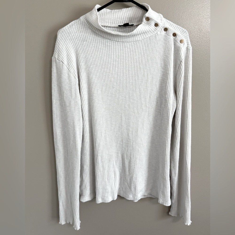 J.Crew ivory ribbed mock neck sweater gold‎ button shoulder accent Women’s L